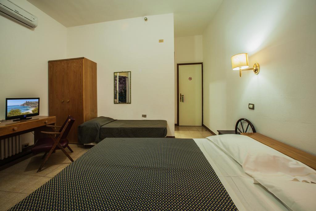 Hotel Calamosca Cagliari Zewnętrze zdjęcie